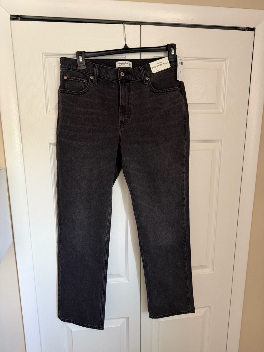 Size 30 Abercrombie & Fitch Women's Washed Black Straight-Leg Jeans